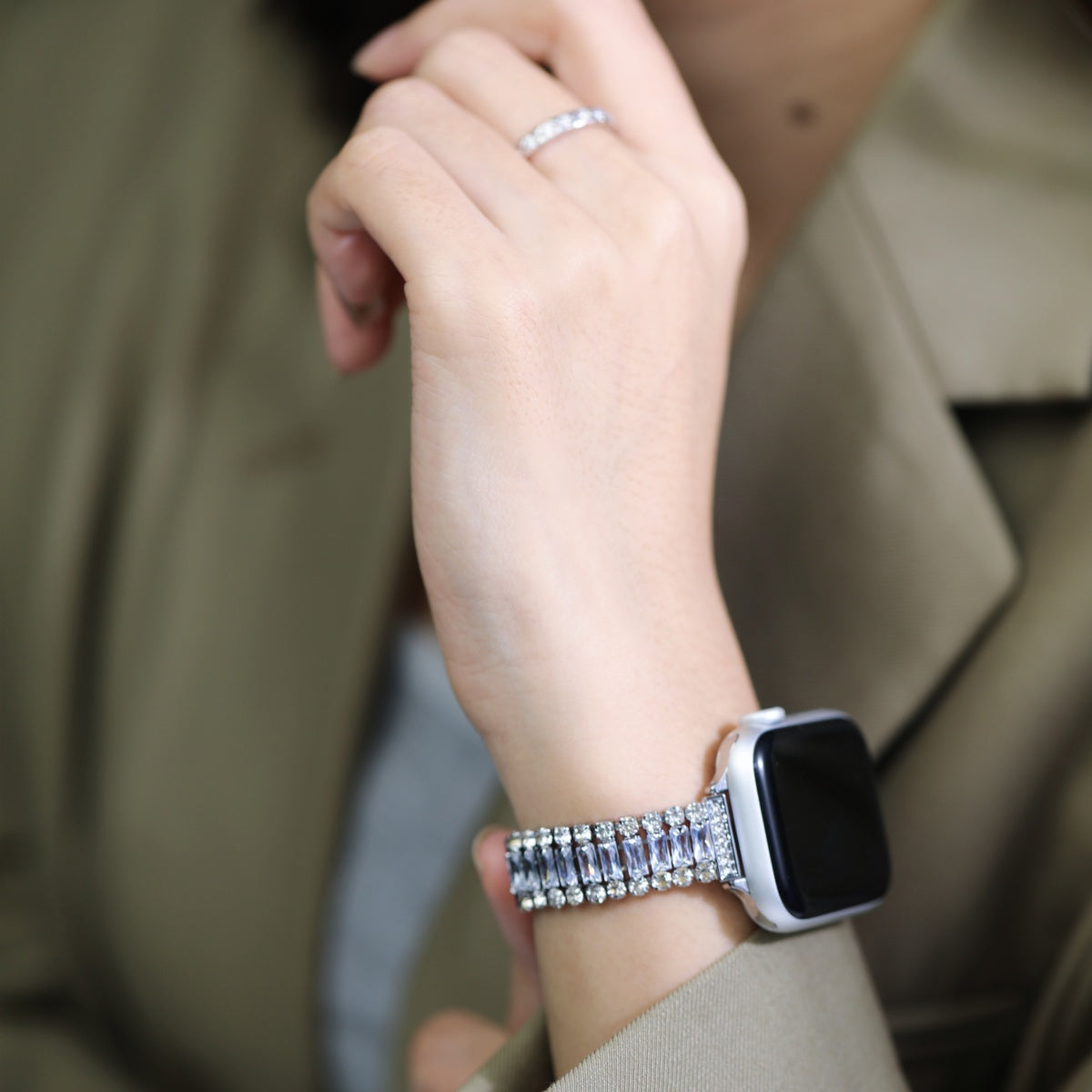Luxury Crystal Bracelet Watch Band for Apple Watch