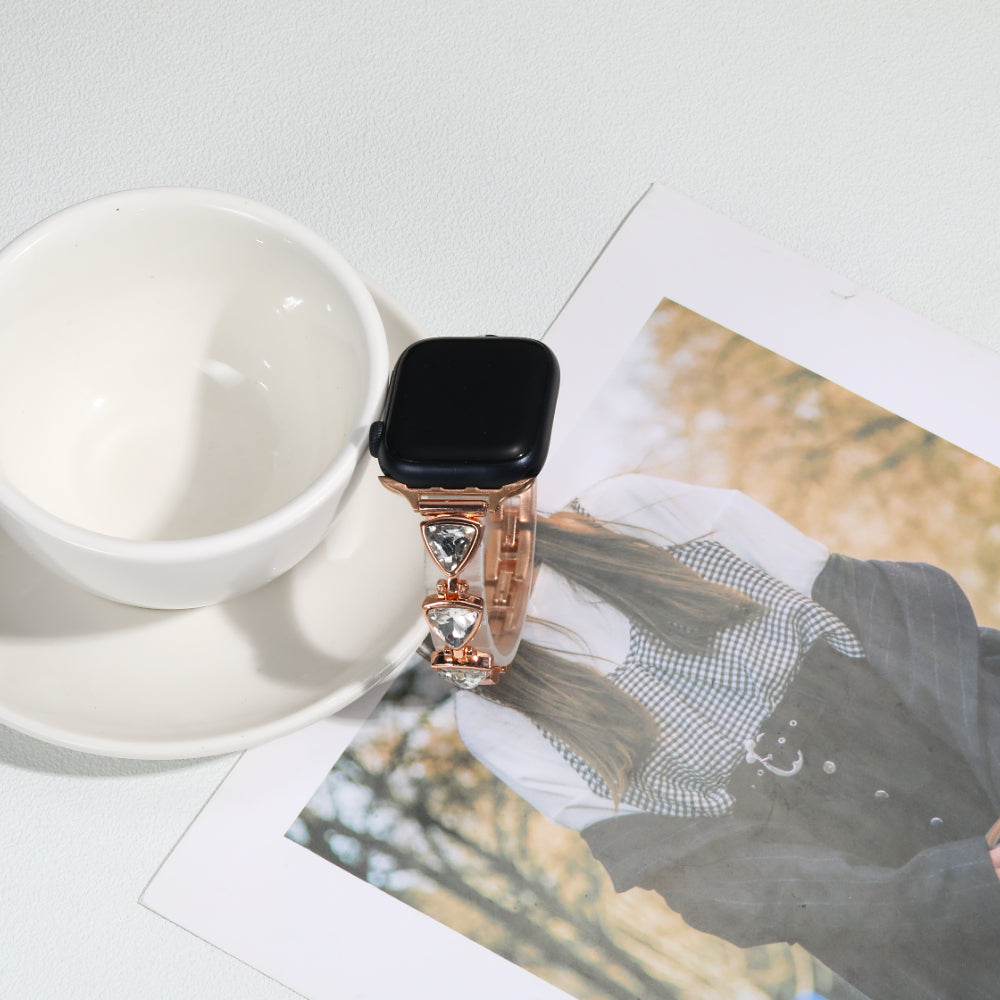 Williane Skiva Triangular Diamond Apple Watch Strap