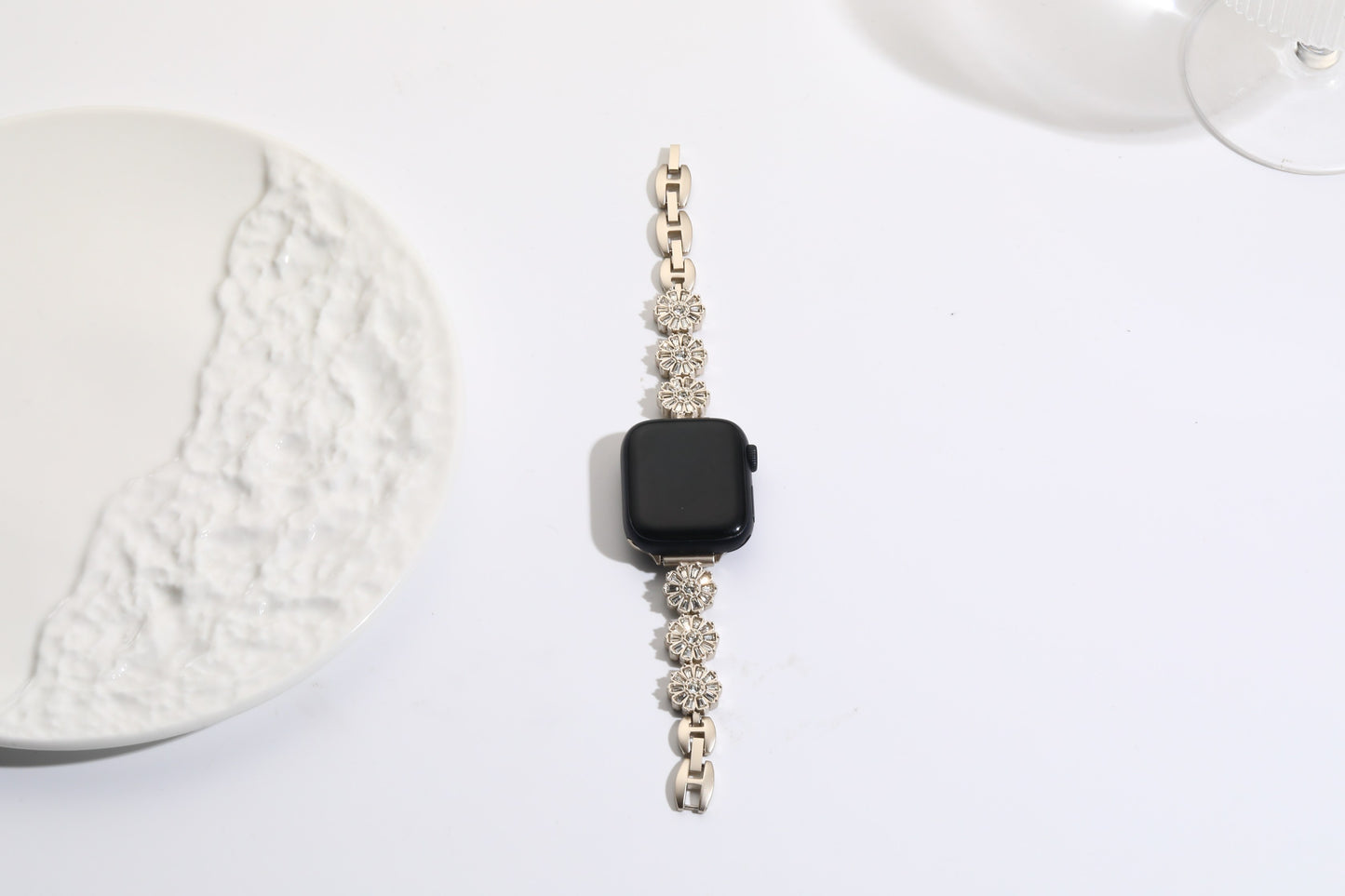 Williane Skiva Daisy Diamond Apple Watch Strap