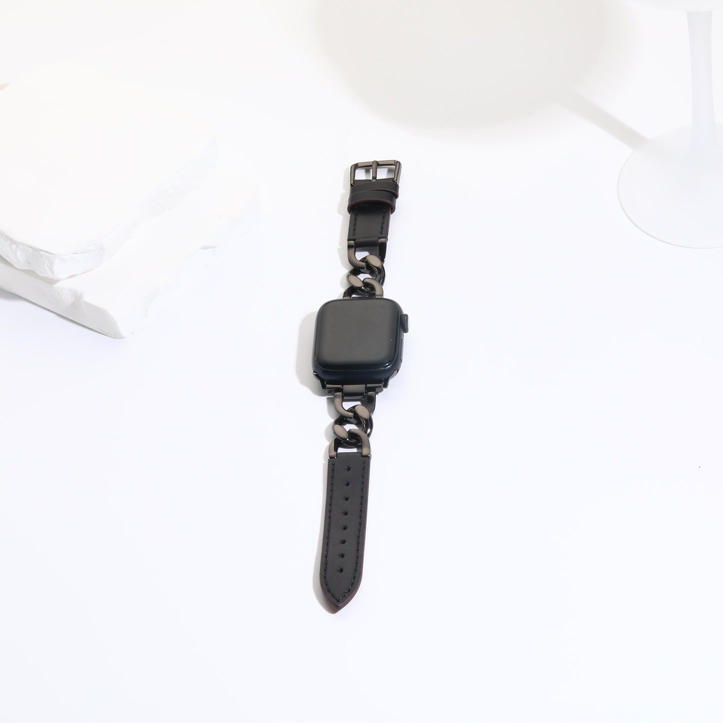 Williane Skiva Leather Belt Twist Chain Apple Watch Strap