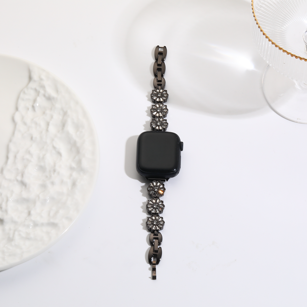 Williane Skiva Daisy Diamond Apple Watch Strap