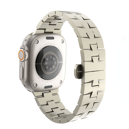 Williane Skiva Traveling Around The World Apple Watch Strap