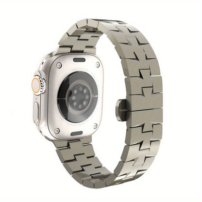 Williane Skiva Traveling Around The World Apple Watch Strap