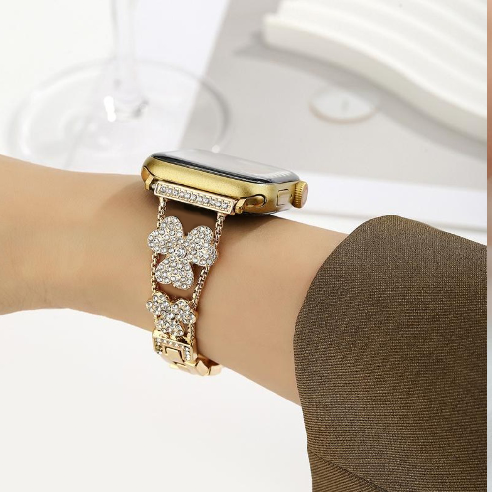 Williane Skiva Three-Leaf Clover Slim Metal Bracelet Apple Watch Strap